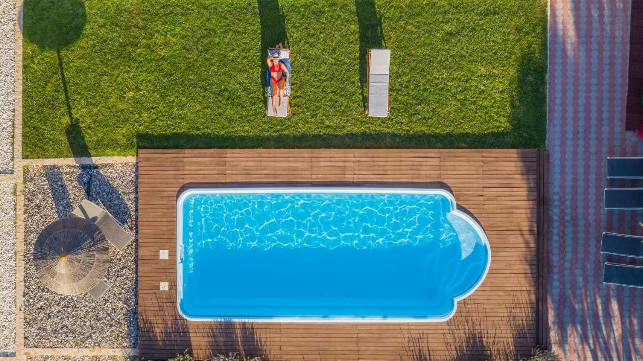 Villa Armonia Vouliagmeni-See Exterior foto
