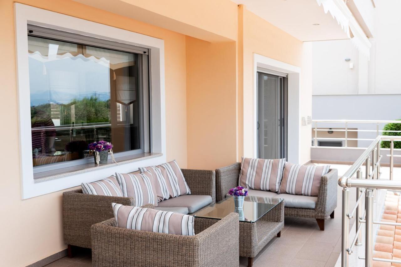 Villa Armonia Vouliagmeni-See Exterior foto